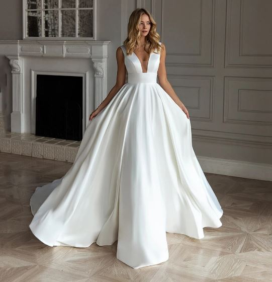 A Line Wedding Dress Princess Satin Bride Dresses Sexy V Neck Wedding Party Gowns