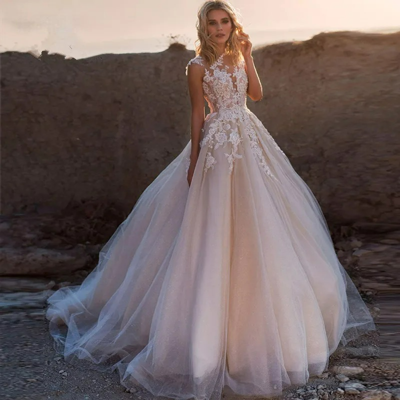 Scoop Lace Applique A Line Wedding Dresses Sleeveless Tulle Boho Bridal Gowns Long Train Elegant Princess Dresses