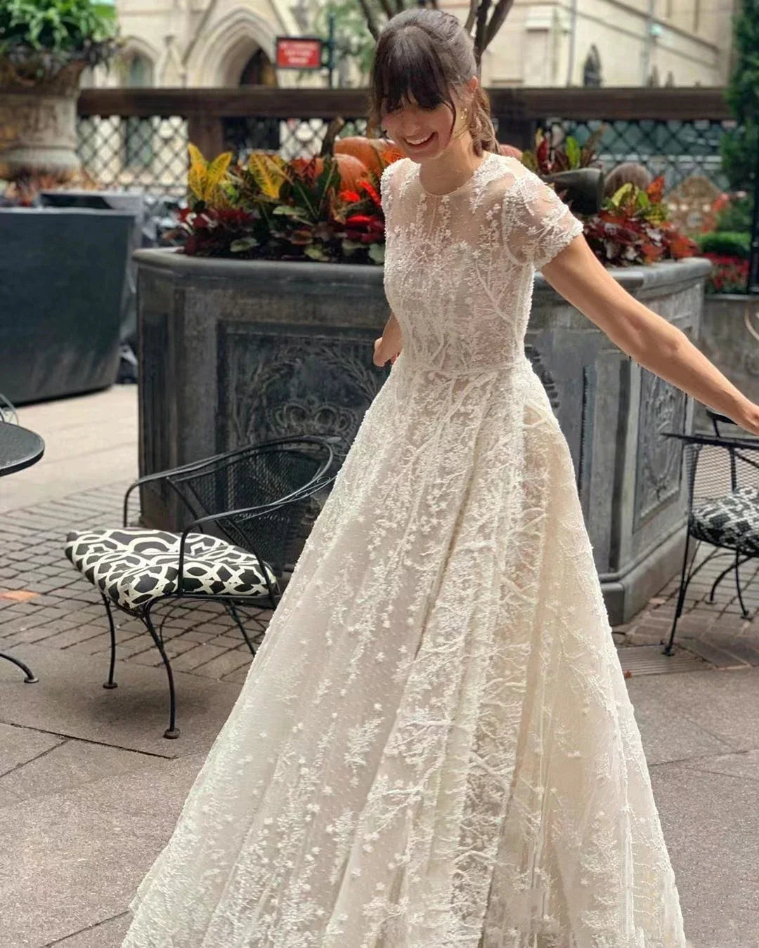 Bohemia Vintage Wedding Dresses O-Neck Short Sleeves Bridal Gowns Lace Appliques A-Line Robes Floor Length Vestidos De Novia